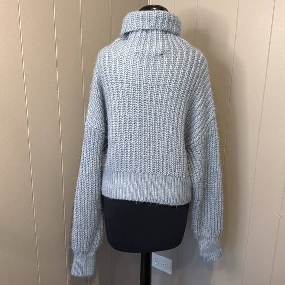 Zara Women’s Small Cable Knit Sweater Turtleneck Cropped Long Sleeve - Picture 4 of 6